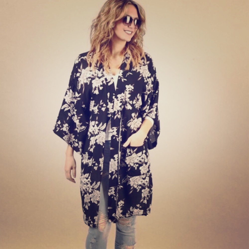 Spiritual Gangster Maya Kimono from FabFitFun 2019